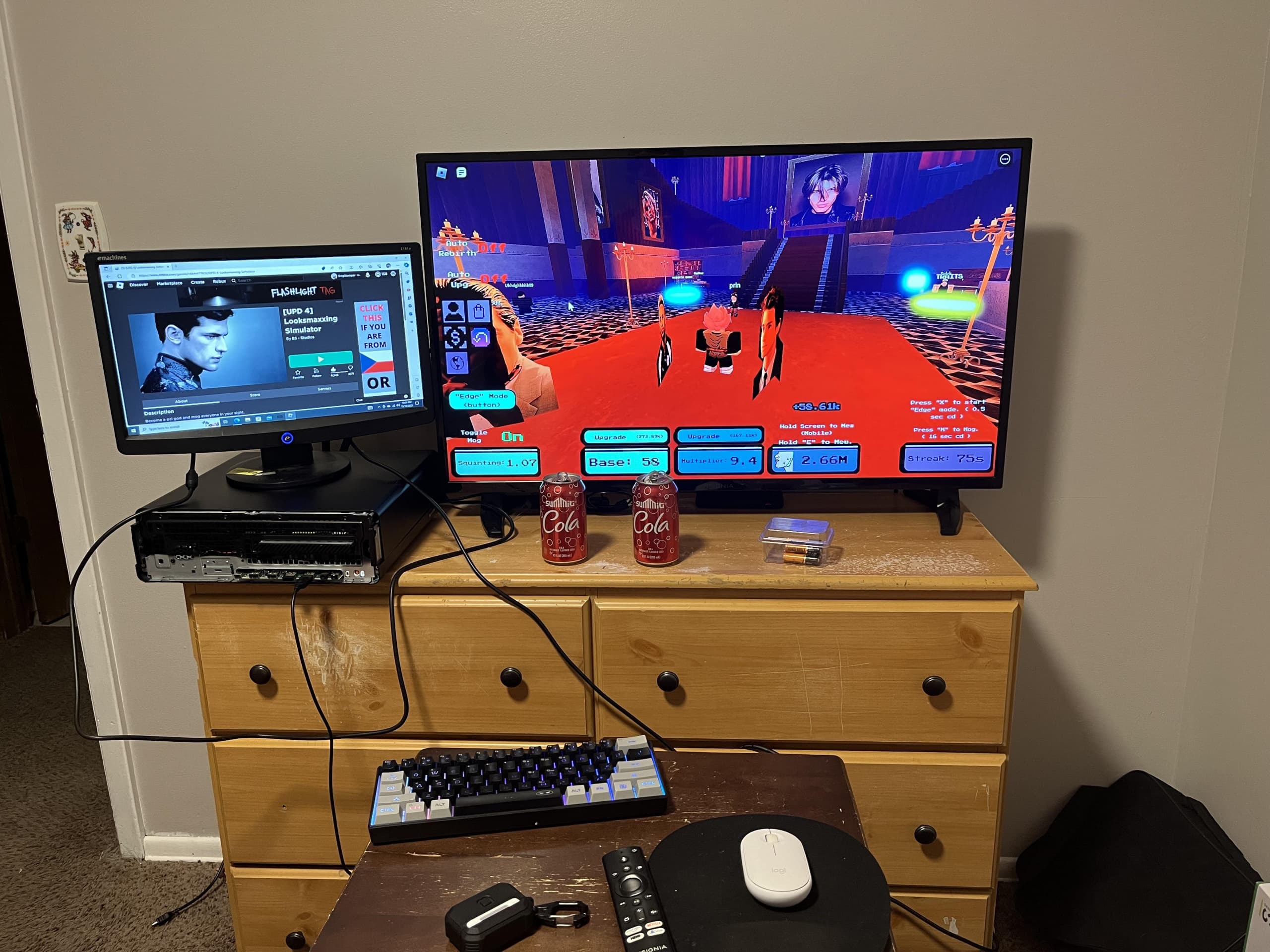 Televisor sobre cómoda usado como escritorio