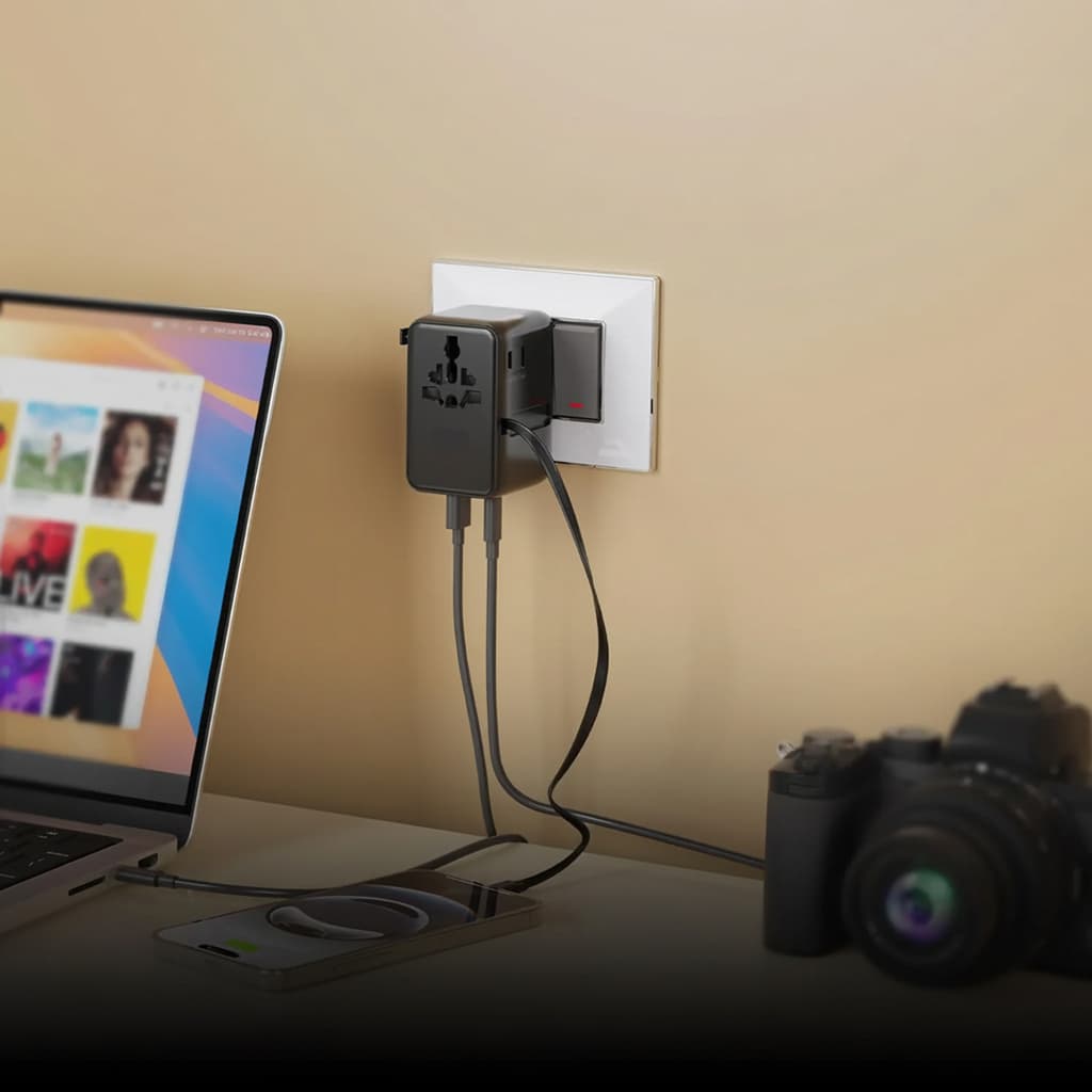 Travel Adaptor 70W