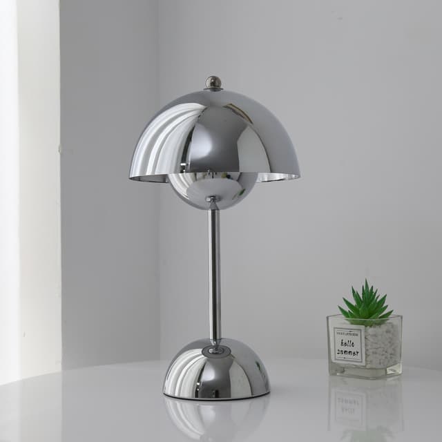 Iron Lamp - imagen 2