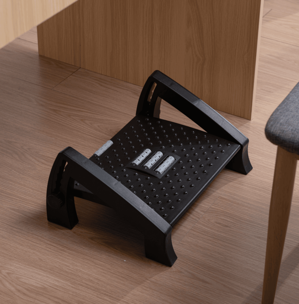 Reposapies regulable con masajeador